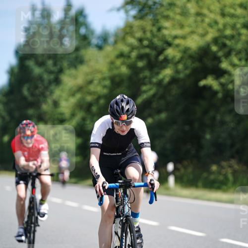 21.06.2026 - Viking Triathlon Michael Burmester http://msf.ph/oto/9864744 21.06.2026 11:50:17 Radfahren 33, 76, 92, 151, 152, 244, 272, 297, 297, 300, 333, 351, 414, 519, 557, 574, 614, 633, 641 meine-sportfotos.de