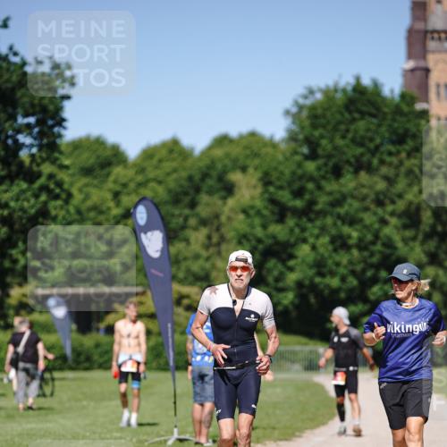 21.06.2026 - Viking Triathlon Michael Burmester http://msf.ph/oto/9864796 21.06.2026 16:49:11 Laufen 133 meine-sportfotos.de