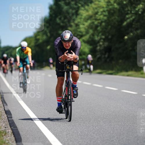 21.06.2026 - Viking Triathlon Michael Burmester http://msf.ph/oto/9864798 21.06.2026 11:50:35 Radfahren 33, 88, 92, 106, 107, 151, 174, 195, 229, 351, 376, 385, 414, 422, 512, 557, 574, 618, 641, 641 meine-sportfotos.de