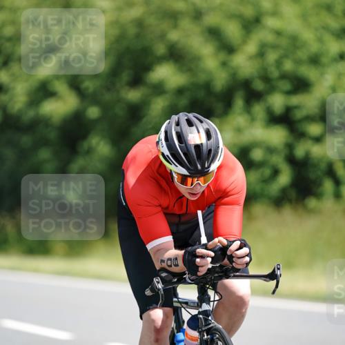 21.06.2026 - Viking Triathlon Michael Burmester http://msf.ph/oto/9864861 21.06.2026 11:50:54 Radfahren 88, 106, 106, 195, 413, 512, 564, 590, 641, 647, 647 meine-sportfotos.de