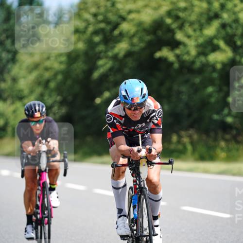 21.06.2026 - Viking Triathlon Michael Burmester http://msf.ph/oto/9864872 21.06.2026 11:51:09 Radfahren 69, 85, 106, 153, 193, 274, 403, 413, 497, 502, 521, 564, 590, 647 meine-sportfotos.de