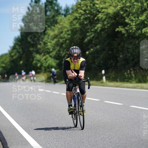 21.06.2026 - Viking Triathlon Michael Burmester http://msf.ph/oto/9864883 21.06.2026 11:51:22 Radfahren 22, 69, 85, 153, 193, 248, 274, 377, 389, 403, 415, 461, 479, 497, 502, 511, 521, 566, 626, 656 meine-sportfotos.de