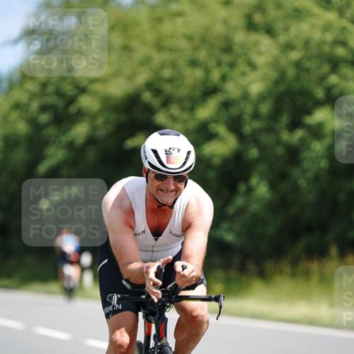 21.06.2026 - Viking Triathlon Michael Burmester http://msf.ph/oto/9864895 21.06.2026 11:51:36 Radfahren 22, 69, 248, 325, 377, 389, 403, 415, 461, 479, 497, 511, 521, 566, 626, 656 meine-sportfotos.de