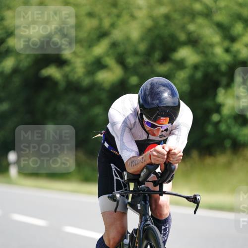 21.06.2026 - Viking Triathlon Michael Burmester http://msf.ph/oto/9864940 21.06.2026 11:52:02 Radfahren 61, 77, 80, 80, 141, 359, 410, 423, 491, 550, 636, 660 meine-sportfotos.de