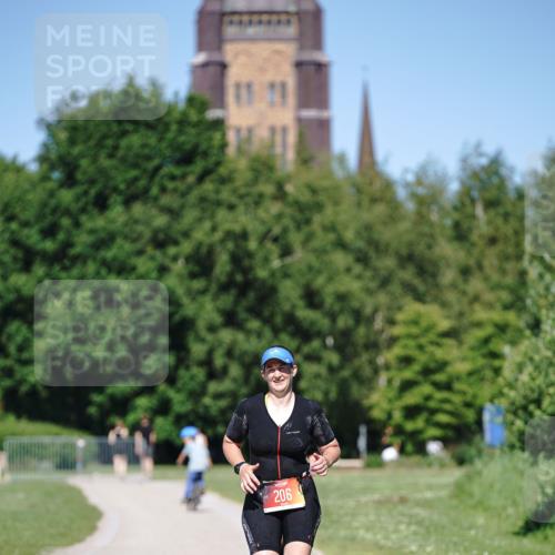 21.06.2026 - Viking Triathlon Michael Burmester http://msf.ph/oto/9865053 21.06.2026 16:53:33 Laufen 206 meine-sportfotos.de