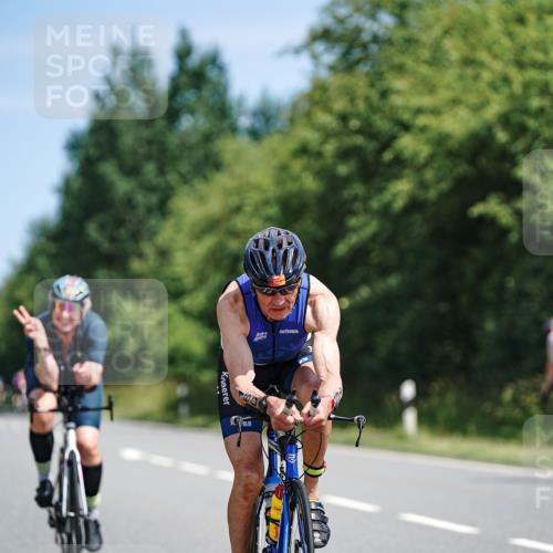 21.06.2026 - Viking Triathlon Michael Burmester http://msf.ph/oto/9865125 21.06.2026 11:53:09 Radfahren 160, 178, 182, 202, 202, 452, 603, 610 meine-sportfotos.de