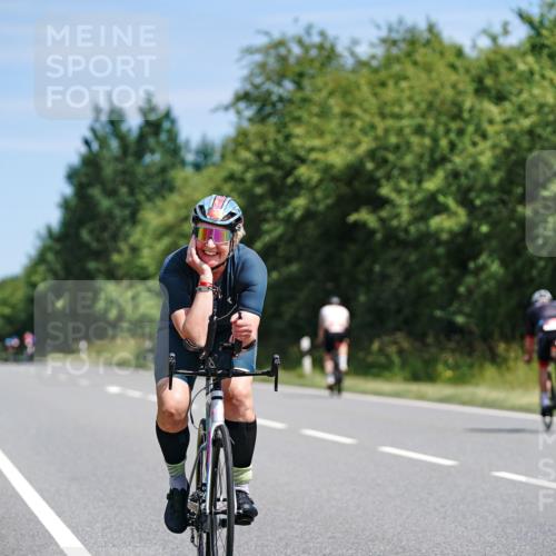 21.06.2026 - Viking Triathlon Michael Burmester http://msf.ph/oto/9865140 21.06.2026 11:53:11 Radfahren 160, 178, 182, 202, 202, 603 meine-sportfotos.de