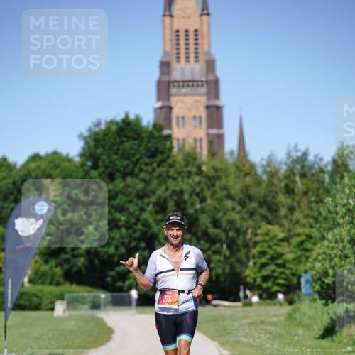 21.06.2026 - Viking Triathlon Michael Burmester http://msf.ph/oto/9865156 21.06.2026 16:54:32 Laufen 275 meine-sportfotos.de