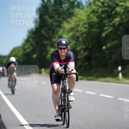 21.06.2026 - Viking Triathlon Michael Burmester http://msf.ph/oto/9865201 21.06.2026 11:53:59 Radfahren 62, 62, 143, 217, 231, 347, 354, 363, 398, 424, 448, 454, 458, 579, 662 meine-sportfotos.de