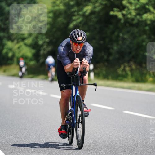 21.06.2026 - Viking Triathlon Michael Burmester http://msf.ph/oto/9865271 21.06.2026 11:54:34 Radfahren 2, 19, 81, 114, 234, 243, 264, 265, 392, 399, 417, 447, 530, 627, 662 meine-sportfotos.de