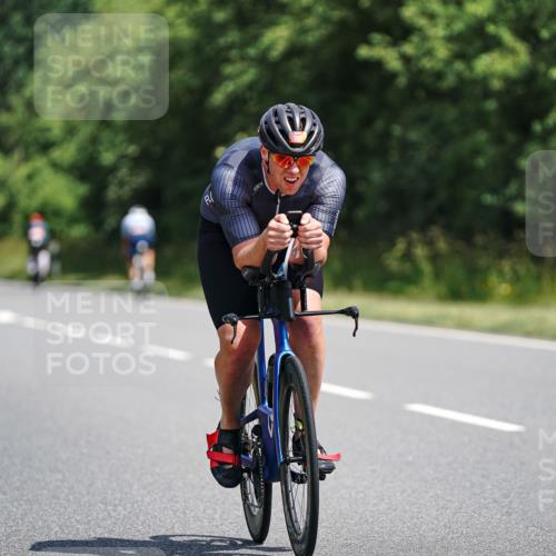 21.06.2026 - Viking Triathlon Michael Burmester http://msf.ph/oto/9865273 21.06.2026 11:54:34 Radfahren 2, 19, 81, 114, 234, 243, 264, 265, 392, 399, 417, 447, 530, 627, 662 meine-sportfotos.de