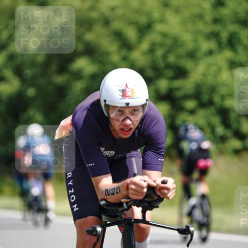 21.06.2026 - Viking Triathlon Michael Burmester http://msf.ph/oto/9865299 21.06.2026 11:54:41 Radfahren 2, 19, 114, 213, 234, 243, 264, 265, 345, 392, 399, 417, 431, 447, 504, 530, 627 meine-sportfotos.de