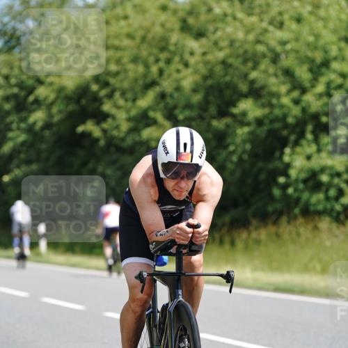 21.06.2026 - Viking Triathlon Michael Burmester http://msf.ph/oto/9865315 21.06.2026 11:56:14 Radfahren 18, 131, 133, 321, 334, 341, 405, 432, 436, 439, 486, 487, 506, 533, 533 meine-sportfotos.de