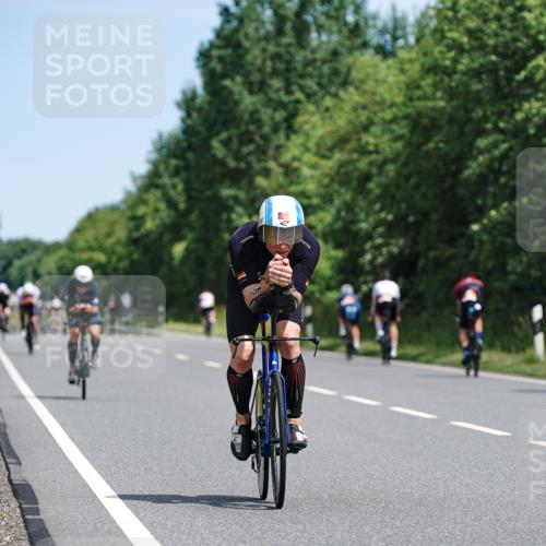 21.06.2026 - Viking Triathlon Michael Burmester http://msf.ph/oto/9865338 21.06.2026 11:56:27 Radfahren 18, 131, 258, 321, 334, 401, 405, 436, 436, 470, 533, 602 meine-sportfotos.de