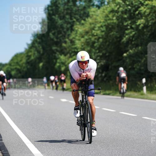 21.06.2026 - Viking Triathlon Michael Burmester http://msf.ph/oto/9865355 21.06.2026 11:56:34 Radfahren 18, 131, 177, 179, 258, 321, 334, 401, 436, 470, 533, 577, 602 meine-sportfotos.de