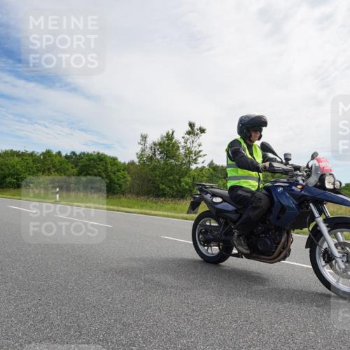 21.06.2026 - Viking Triathlon Michael Burmester http://msf.ph/oto/9865499 21.06.2026 11:01:35 Radfahren 9, 55, 526 meine-sportfotos.de
