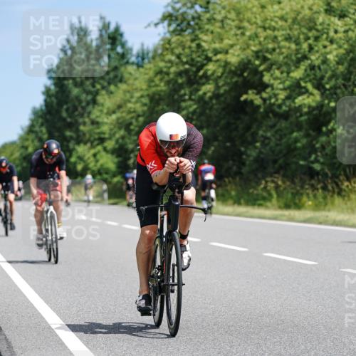 21.06.2026 - Viking Triathlon Michael Burmester http://msf.ph/oto/9865589 21.06.2026 11:59:19 Radfahren 47, 91, 173, 242, 276, 306, 311, 313, 379, 421, 441, 444, 444, 510, 524, 531, 536, 537, 638 meine-sportfotos.de