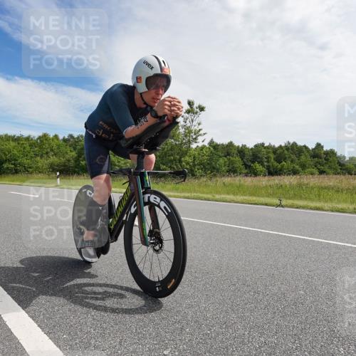 21.06.2026 - Viking Triathlon Michael Burmester http://msf.ph/oto/9865592 21.06.2026 11:14:47 Radfahren 14, 91, 116, 155, 223, 313, 317, 410, 453, 454, 523, 554, 554, 639 meine-sportfotos.de