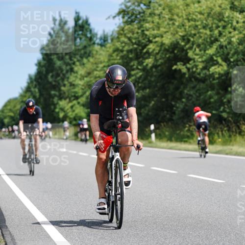 21.06.2026 - Viking Triathlon Michael Burmester http://msf.ph/oto/9865597 21.06.2026 11:59:21 Radfahren 47, 91, 173, 242, 276, 306, 311, 313, 357, 379, 421, 441, 444, 510, 524, 536, 537, 638 meine-sportfotos.de