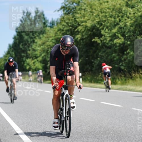 21.06.2026 - Viking Triathlon Michael Burmester http://msf.ph/oto/9865601 21.06.2026 11:59:21 Radfahren 47, 91, 173, 242, 276, 306, 311, 313, 357, 379, 421, 441, 444, 510, 524, 536, 537, 638 meine-sportfotos.de