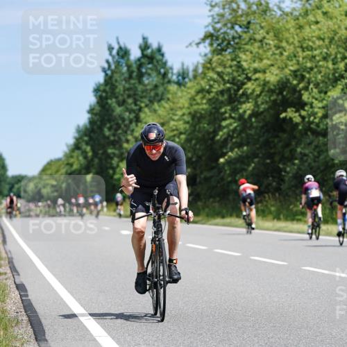 21.06.2026 - Viking Triathlon Michael Burmester http://msf.ph/oto/9865611 21.06.2026 11:59:22 Radfahren 47, 91, 173, 222, 242, 276, 306, 311, 313, 357, 379, 421, 441, 444, 510, 524, 536, 537, 638 meine-sportfotos.de