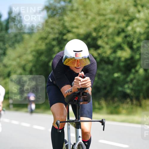 21.06.2026 - Viking Triathlon Michael Burmester http://msf.ph/oto/9865654 21.06.2026 11:59:42 Radfahren 173, 222, 268, 273, 313, 350, 357, 440, 576 meine-sportfotos.de