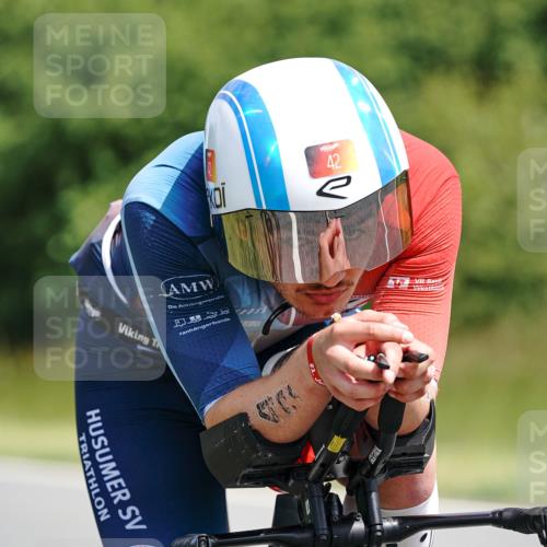 21.06.2026 - Viking Triathlon Michael Burmester http://msf.ph/oto/9865705 21.06.2026 12:00:36 Radfahren 42, 200, 285, 332, 404, 543, 554, 568, 604, 617, 623, 639 meine-sportfotos.de