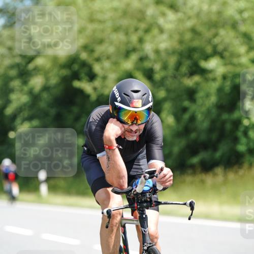 21.06.2026 - Viking Triathlon Michael Burmester http://msf.ph/oto/9865714 21.06.2026 12:00:39 Radfahren 42, 200, 285, 317, 332, 366, 404, 554, 568, 604, 617, 623, 639 meine-sportfotos.de
