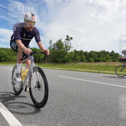 21.06.2026 - Viking Triathlon Michael Burmester http://msf.ph/oto/9865744 21.06.2026 11:19:15 Radfahren 13, 17, 185, 295, 311, 536, 537, 541, 576, 623 meine-sportfotos.de