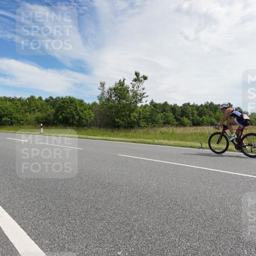 21.06.2026 - Viking Triathlon Michael Burmester http://msf.ph/oto/9865776 21.06.2026 11:19:31 Radfahren 17, 185, 198, 254, 297, 416, 551, 644 meine-sportfotos.de