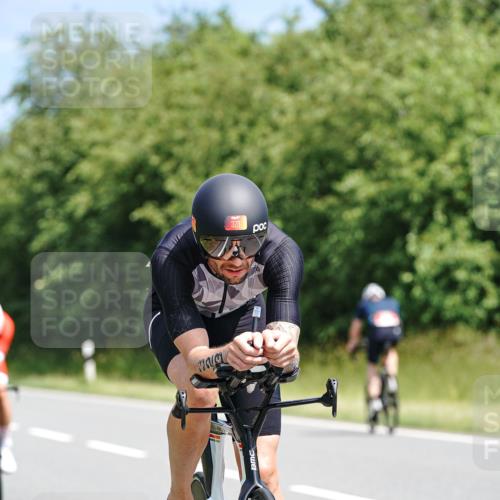 21.06.2026 - Viking Triathlon Michael Burmester http://msf.ph/oto/9865787 21.06.2026 12:01:08 Radfahren 30, 43, 82, 155, 170, 260, 260, 323, 343, 390, 391, 472, 548, 554, 555, 646 meine-sportfotos.de