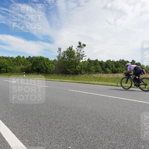 21.06.2026 - Viking Triathlon Michael Burmester http://msf.ph/oto/9865816 21.06.2026 11:19:57 Radfahren 30, 115, 115, 249, 250, 250, 257, 291, 297, 323, 332, 343 meine-sportfotos.de
