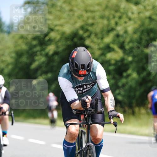 21.06.2026 - Viking Triathlon Michael Burmester http://msf.ph/oto/9865856 21.06.2026 12:01:42 Radfahren 13, 124, 171, 196, 206, 322, 540, 648 meine-sportfotos.de