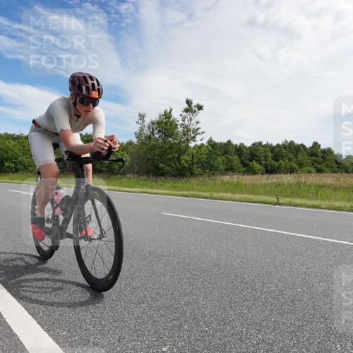 21.06.2026 - Viking Triathlon Michael Burmester http://msf.ph/oto/9865864 21.06.2026 11:20:23 Radfahren 2, 19, 21, 73, 98, 126, 238, 391, 404, 472, 509, 532, 543, 625 meine-sportfotos.de