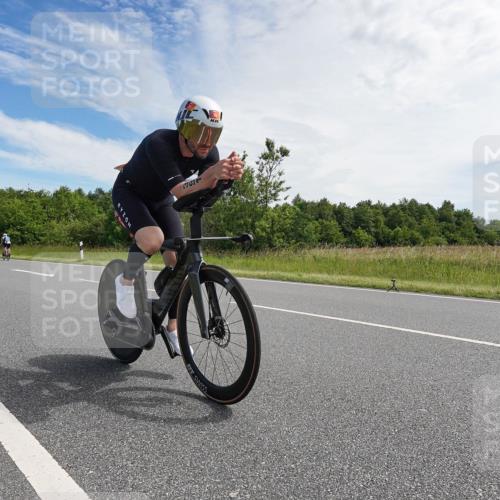 21.06.2026 - Viking Triathlon Michael Burmester http://msf.ph/oto/9865888 21.06.2026 11:20:35 Radfahren 2, 19, 21, 73, 100, 102, 170, 200, 391, 404, 472, 509, 543, 561, 568 meine-sportfotos.de