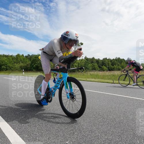 21.06.2026 - Viking Triathlon Michael Burmester http://msf.ph/oto/9865897 21.06.2026 11:20:37 Radfahren 2, 19, 21, 100, 102, 170, 200, 391, 404, 472, 498, 543, 561, 568 meine-sportfotos.de