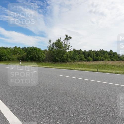 21.06.2026 - Viking Triathlon Michael Burmester http://msf.ph/oto/9865958 21.06.2026 11:21:28 Radfahren 24, 40, 43, 51, 76, 76, 82, 171, 203, 285, 298, 328, 365, 380, 427, 433, 648 meine-sportfotos.de