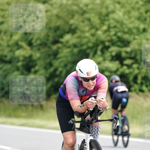 21.06.2026 - Viking Triathlon Michael Burmester http://msf.ph/oto/9866045 21.06.2026 12:03:24 Radfahren 65, 74, 102, 103, 161, 176, 194, 238, 247, 257, 270, 270, 271, 271, 287, 331, 426, 463, 475, 565, 569, 606, 631 meine-sportfotos.de