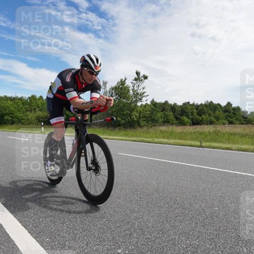 21.06.2026 - Viking Triathlon Michael Burmester http://msf.ph/oto/9866095 21.06.2026 11:23:33 Radfahren 8, 90, 97, 118, 184, 425, 443, 443, 538, 556, 557, 566, 622 meine-sportfotos.de