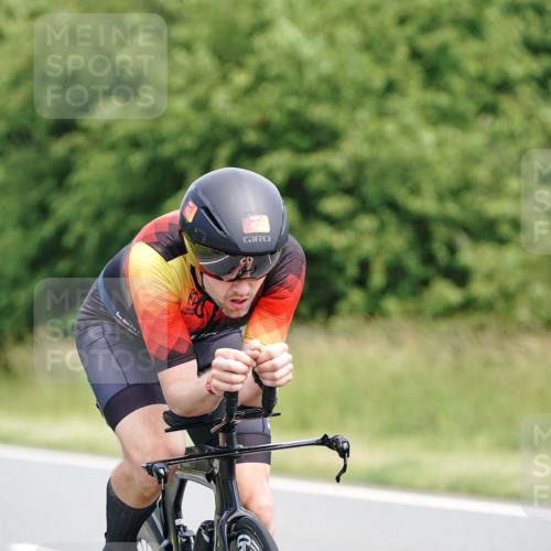 21.06.2026 - Viking Triathlon Michael Burmester http://msf.ph/oto/9866126 21.06.2026 12:03:57 Radfahren 116, 205, 261, 465 meine-sportfotos.de