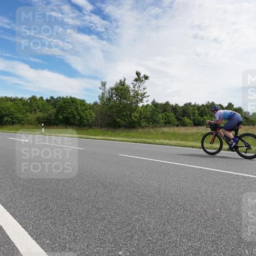21.06.2026 - Viking Triathlon Michael Burmester http://msf.ph/oto/9866130 21.06.2026 11:23:51 Radfahren 5, 31, 97, 219, 244, 371, 407, 441, 455, 538, 557, 566, 622, 643 meine-sportfotos.de