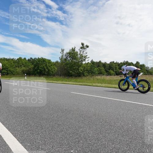 21.06.2026 - Viking Triathlon Michael Burmester http://msf.ph/oto/9866157 21.06.2026 11:24:15 Radfahren 16, 46, 53, 142, 214, 226, 239, 362, 364, 508 meine-sportfotos.de