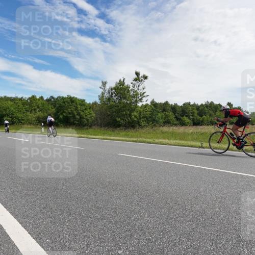 21.06.2026 - Viking Triathlon Michael Burmester http://msf.ph/oto/9866180 21.06.2026 11:24:24 Radfahren 16, 53, 89, 142, 182, 214, 226, 239, 362, 364, 424, 490 meine-sportfotos.de
