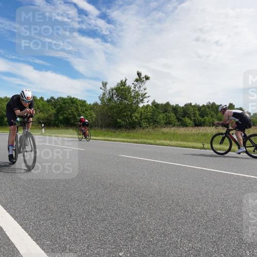 21.06.2026 - Viking Triathlon Michael Burmester http://msf.ph/oto/9866187 21.06.2026 11:24:25 Radfahren 16, 53, 89, 142, 182, 214, 226, 239, 362, 364, 424, 490, 634 meine-sportfotos.de