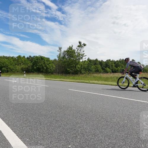 21.06.2026 - Viking Triathlon Michael Burmester http://msf.ph/oto/9866190 21.06.2026 11:24:29 Radfahren 16, 89, 117, 142, 182, 226, 267, 362, 397, 424, 490, 612, 634 meine-sportfotos.de
