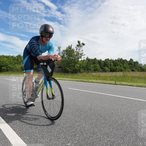 21.06.2026 - Viking Triathlon Michael Burmester http://msf.ph/oto/9866195 21.06.2026 11:24:33 Radfahren 68, 89, 117, 182, 182, 199, 267, 362, 386, 397, 424, 490, 545, 612, 634 meine-sportfotos.de
