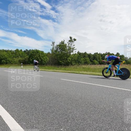 21.06.2026 - Viking Triathlon Michael Burmester http://msf.ph/oto/9866201 21.06.2026 11:24:35 Radfahren 68, 89, 117, 182, 182, 199, 255, 267, 362, 386, 397, 424, 490, 545, 612, 634 meine-sportfotos.de