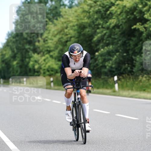 21.06.2026 - Viking Triathlon Michael Burmester http://msf.ph/oto/9866202 21.06.2026 12:05:04 Radfahren 83, 98, 142, 304, 380, 467, 474, 542, 642, 645, 669 meine-sportfotos.de