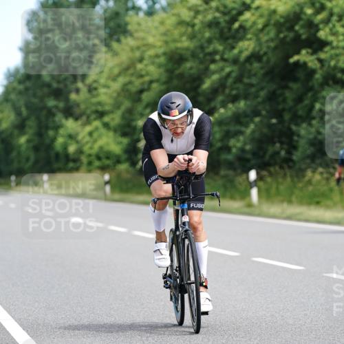 21.06.2026 - Viking Triathlon Michael Burmester http://msf.ph/oto/9866206 21.06.2026 12:05:04 Radfahren 83, 98, 142, 304, 380, 467, 474, 542, 642, 645, 669 meine-sportfotos.de