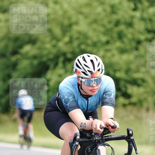 21.06.2026 - Viking Triathlon Michael Burmester http://msf.ph/oto/9866228 21.06.2026 12:05:08 Radfahren 83, 98, 142, 304, 474, 542, 571, 642, 645, 669 meine-sportfotos.de